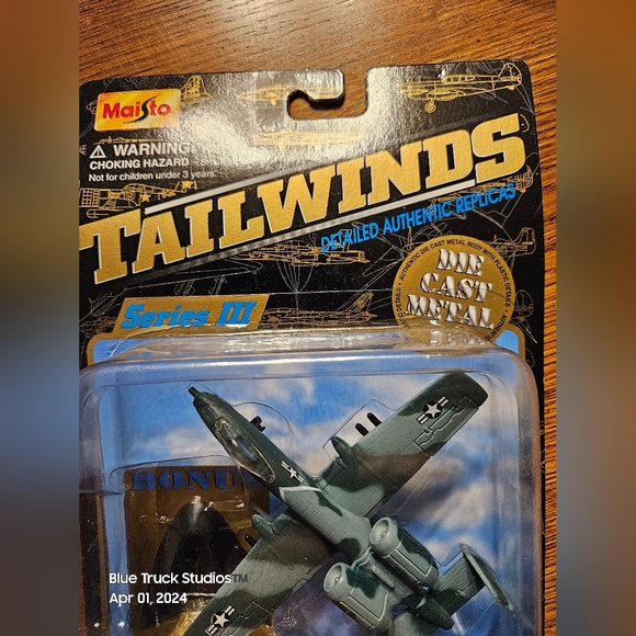 Maisto Tailwinds A-10 Thunderbolt II Series III Die Cast Metal 1999 VINTAGE - Picture 11 of 13